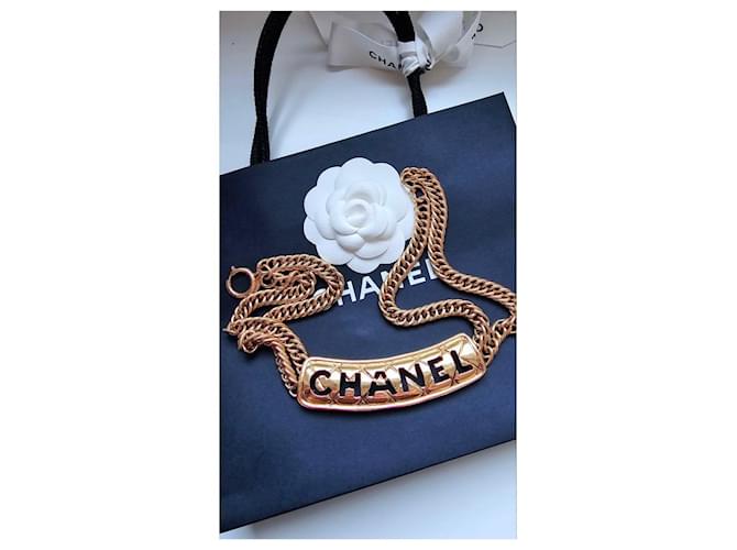 Chanel CHOCKER Acolchoado C.H.NO.N.E.eu. Dourado - vista 3