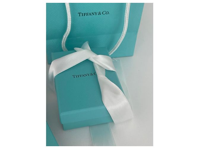 Tiffany & Co Solitaire Diamant Halskette Platin 0,21 Karat Silber - Ansicht 10