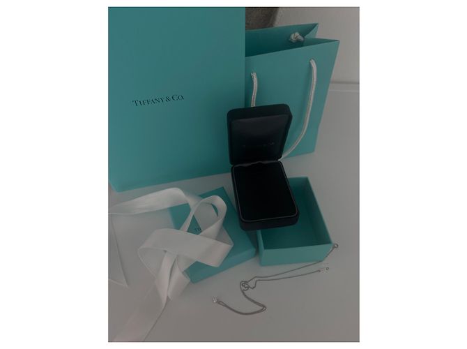 Tiffany & Co Solitaire Diamant Halskette Platin 0,21 Karat Silber - Ansicht 11