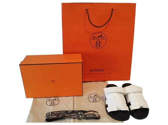 Hermès Sandali Hermes Chypre in pelle bianca Bianco - vista 3