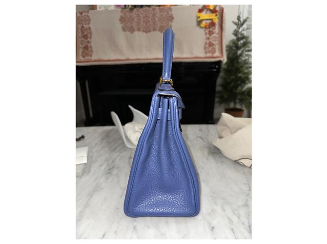 Hermès Kelly 28 blu in pelle Taurillon Clemence - vista 3