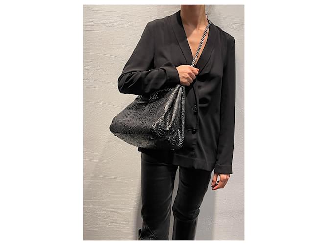 Chanel Sac cabas en cuir python Noir - vue 16