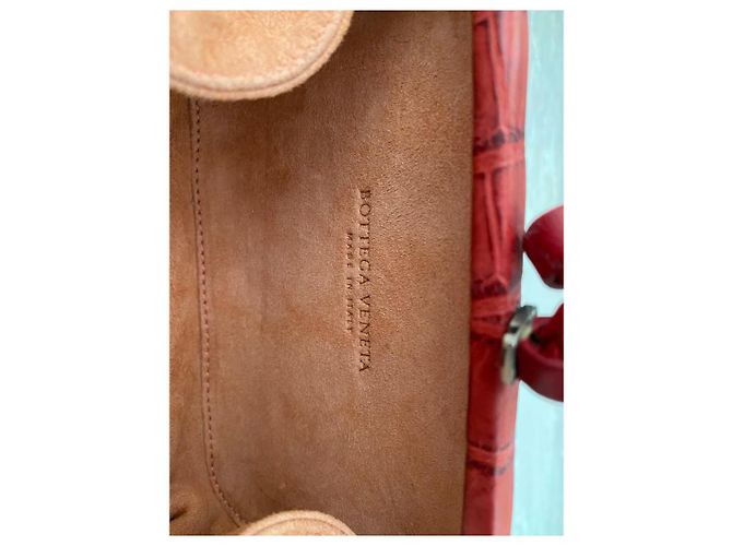 Pochette Bottega Veneta in Coccodrillo Rossa Rosso - vista 4