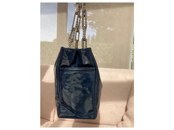Borsa da viaggio Chanel blu in vernice - vista 4