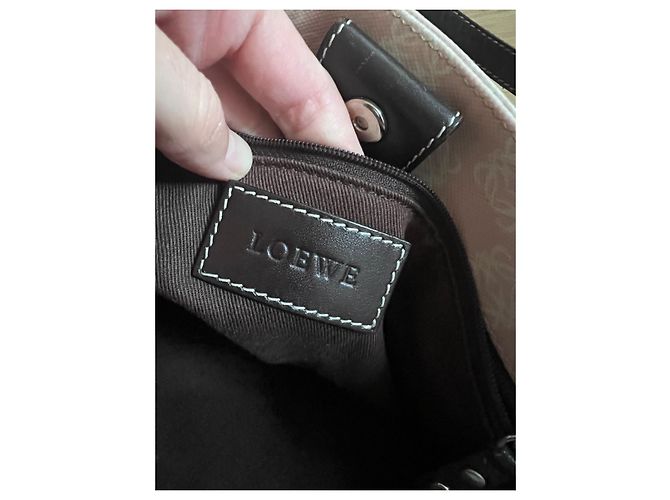 Borsa Loewe Rosa e Bianca in Tela e Pelle - vista 6