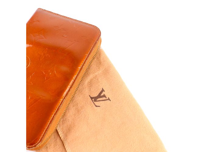 LOUIS VUITTON - Geldbörse aus goldfarbenem Lackleder mit Monogramm Braun - Ansicht 9
