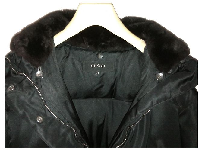 GUCCI JACKET BLACK DOWN JACKET WITH FUR COLLAR. - view 3