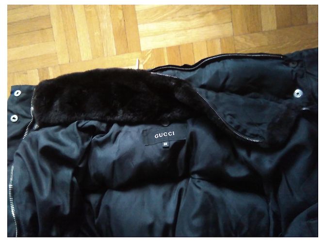 GUCCI JACKET BLACK DOWN JACKET WITH FUR COLLAR. - view 6