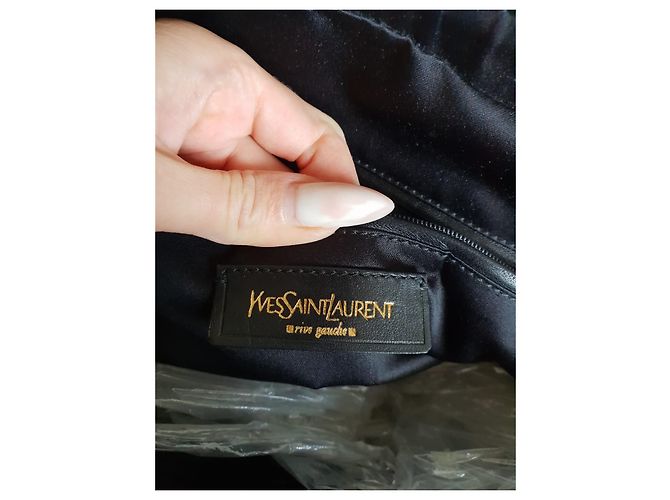 Borsa Yves Saint Laurent Nera in Pelle lucida Nero - vista 10