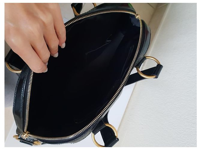 Borsa Yves Saint Laurent Nera in Pelle lucida Nero - vista 9
