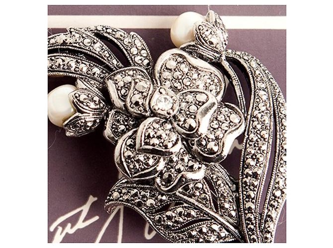 Spilla a Fiore Kenneth Jay Lane Argento con Strass e Perle Finte - vista 3