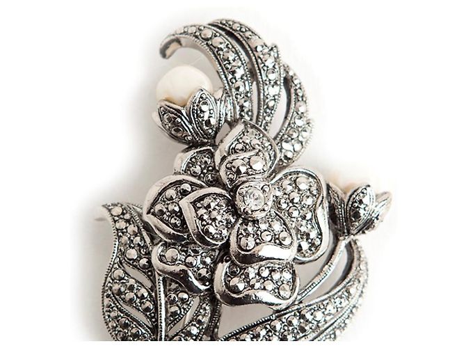 Spilla a Fiore Kenneth Jay Lane Argento con Strass e Perle Finte - vista 4