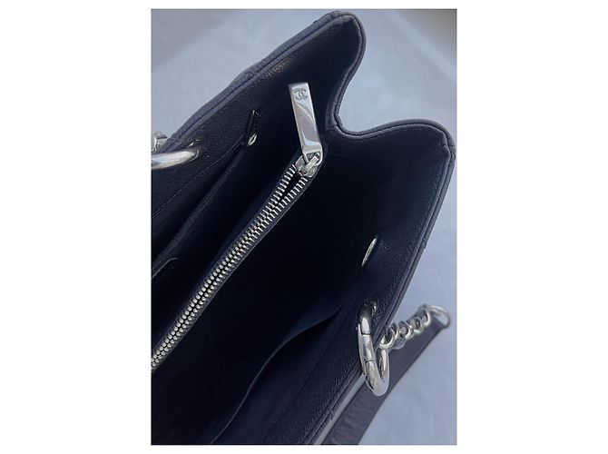 Chanel Borsa shopping classica GST Grand Blu navy - vista 11