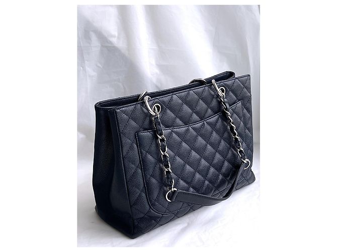 Chanel Borsa shopping classica GST Grand Blu navy - vista 4