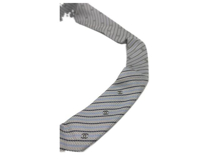 ***Cravatta CHANEL con marchio cocco Argento Blu - vista 5