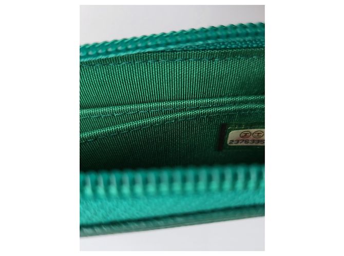 Monedero Chanel Boy Verde - vista 5