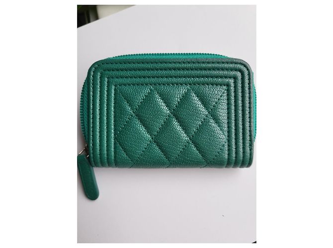 Monedero Chanel Boy Verde - vista 9