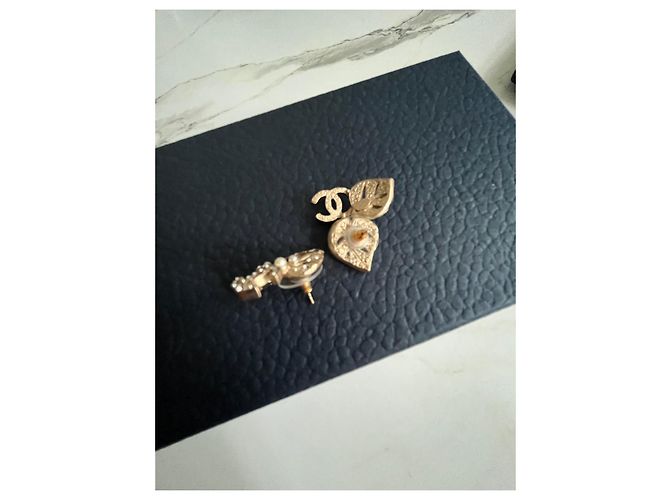 Pendientes Chanel Oro Gold hardware - vista 12