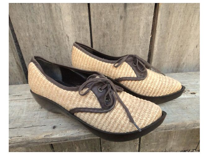 derby Robert Clergerie p 38 Nuova Condizione Beige - vista 5