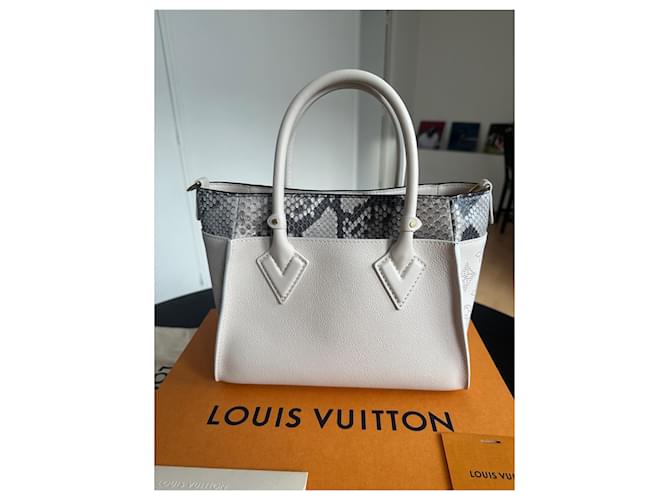 Louis Vuitton On My Side PM Python Tasche Weiß - Ansicht 4