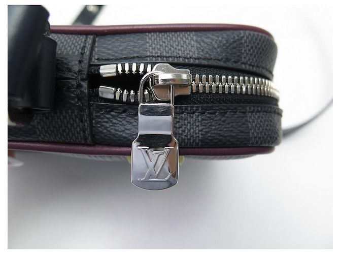 NUOVA BORSA A MANO EPI IN PELLE LOUIS VUITTON DANUBE SLIM PM Blu navy - vista 5