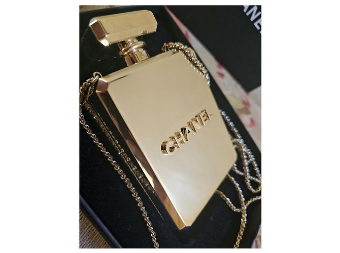 Borsa porta bottiglia Chanel D'oro - vista 4