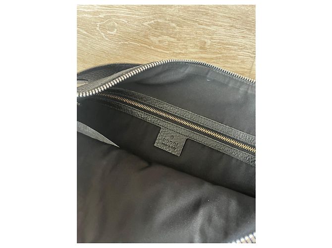 Marmont Borsa da viaggio Gucci in pelle nera Nero - vista 4