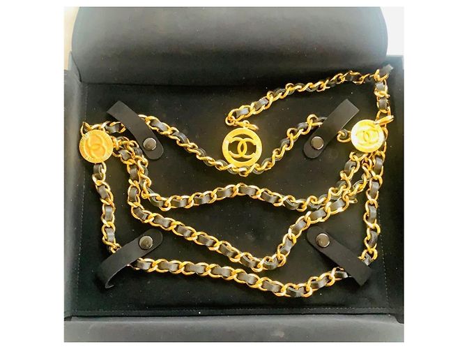 Cintura Chanel a Tripla Catena Oro D'oro - vista 3