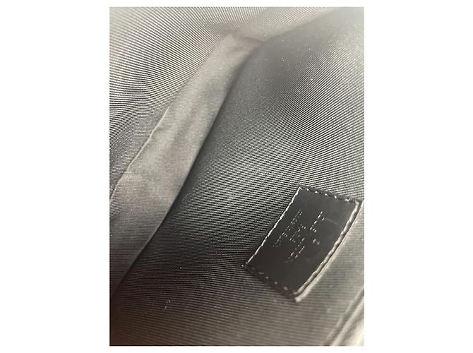 Louis Vuitton S Lock Umhängetasche - Ansicht 12