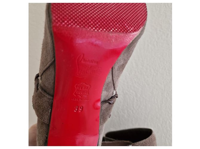 Botines Christian Louboutin de ante marrón Castaño - vista 4