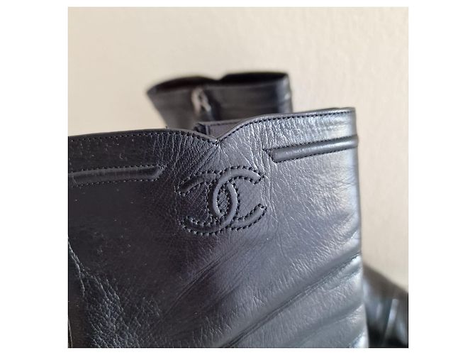 Stivaletti Chanel in pelle nera Nero - vista 6