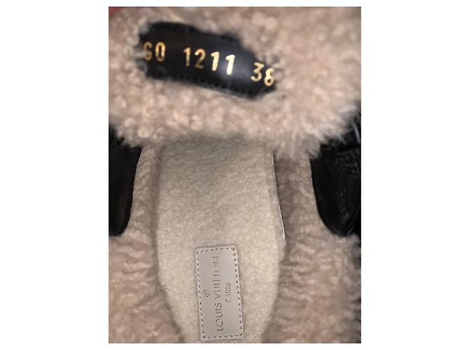 Louis Vuitton Run Away Sneaker Schwarz - Ansicht 9