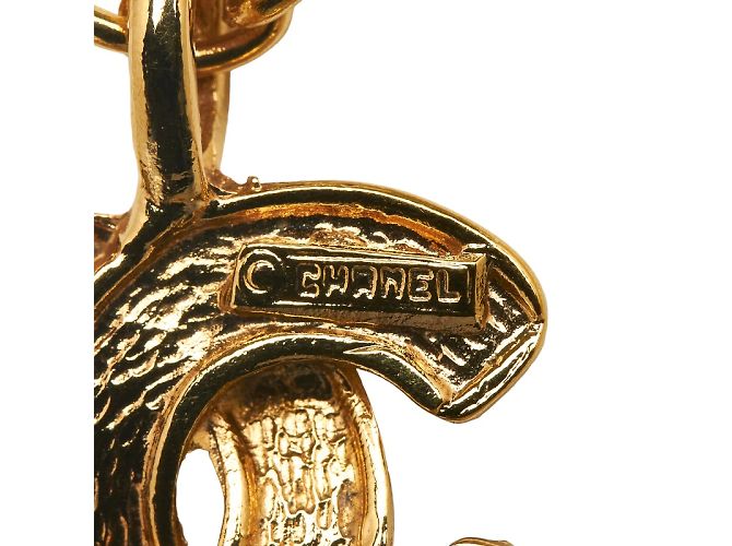 Chanel Collana con ciondolo logo CC trapuntato D'oro - vista 5