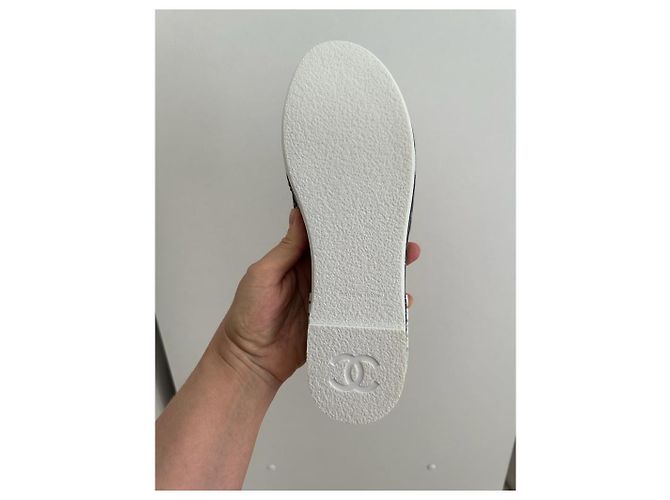Sandali Chanel in cotone bianco - vista 4