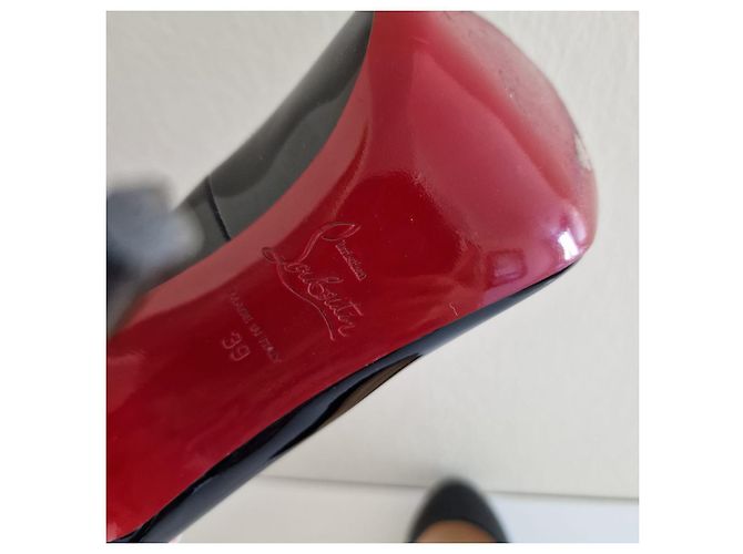 Décolleté Christian Louboutin in vernice nera - vista 5