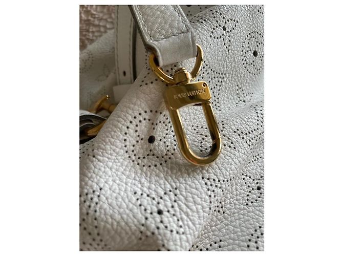 Borsa Louis Vuitton in pelle color crema Crudo - vista 8