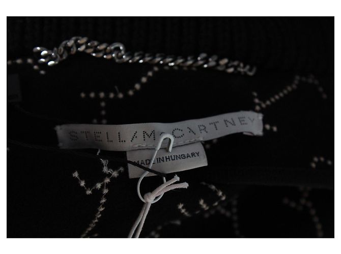 Stella Mc Cartney Capa con logo bordado de Stella McCartney en lana negra - vista 4