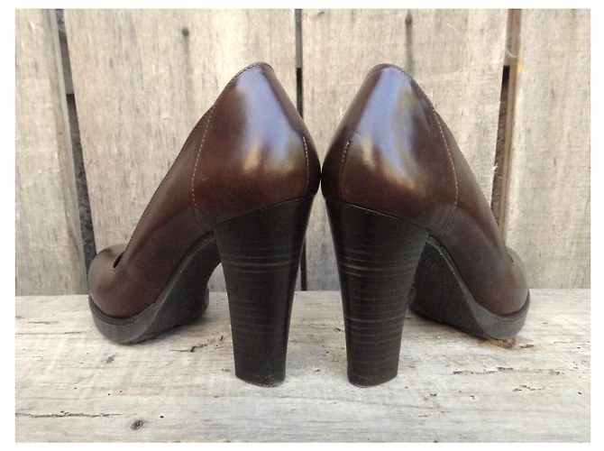 Autre Marque Bocage Pumps aus Leder dunkelbraun Größe 36 - Ansicht 3