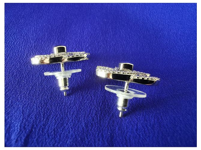 Pendientes icónicos con cierre giratorio de CHANEL Plata - vista 7
