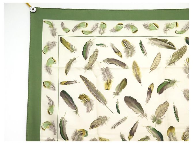 Hermès SCIARPA VINTAGE HERMES PIUMA HENRI DE LINARES 90 SCIARPA IN SETA VERDE CM - vista 2