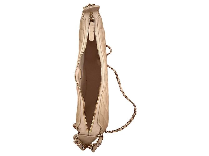Borsa hobo piccola Chanel Moon in pelle beige Bianco Crudo - vista 12