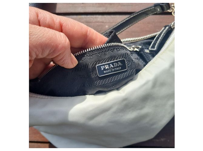 Prada Minitasche Beige Nylon - Ansicht 3
