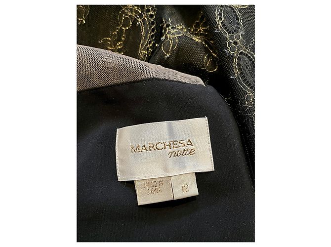 Marchesa Abito in pizzo nero e dorato con collo illusione D'oro - vista 7