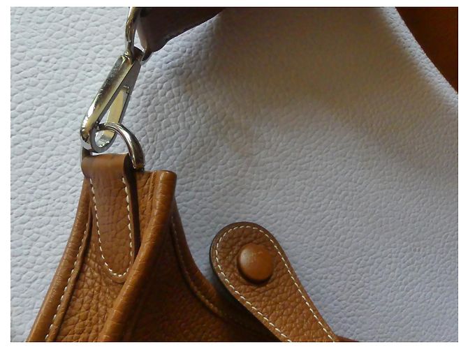 Evelyne Borsa a mano Hermès Evelyn 29 in pelle Gold Marrone - vista 5