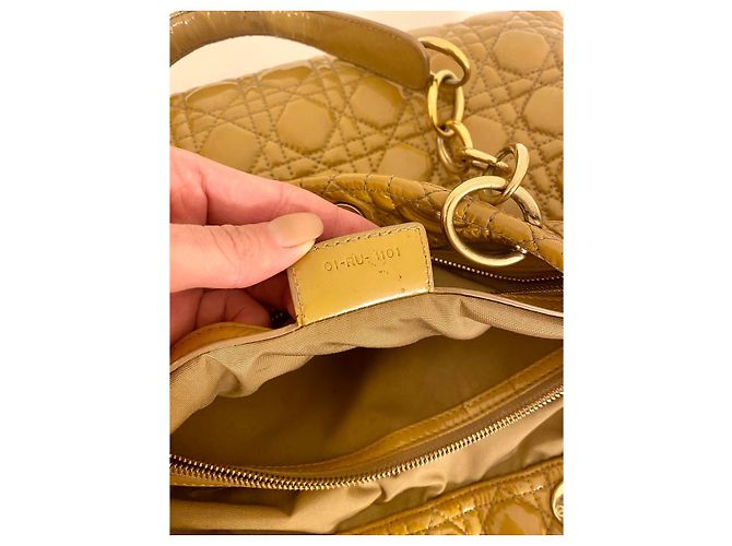 Borsa morbida Christian Dior grande gialla D'oro Giallo Sabbia Senape - vista 9