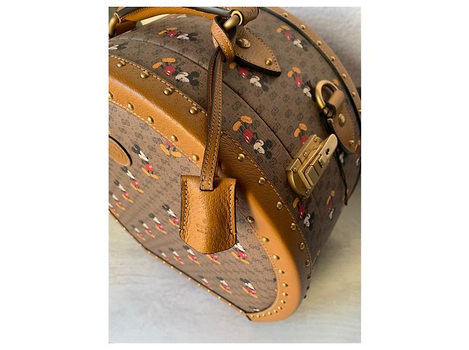 Disney x Gucci hat box Marrone chiaro - vista 3
