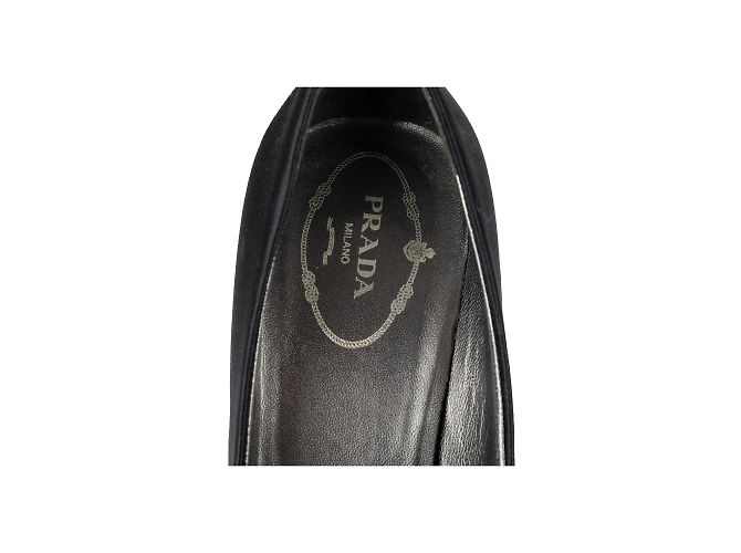 Bow Décolleté aperte in raso nero Prada - vista 6
