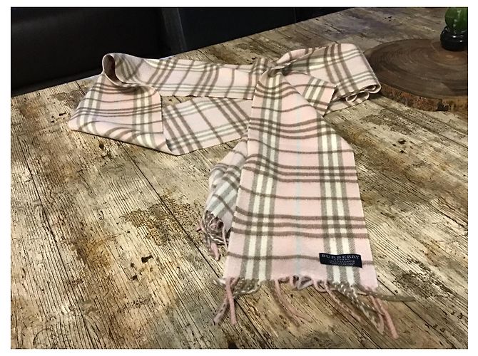 Burberry lenço - vista 6