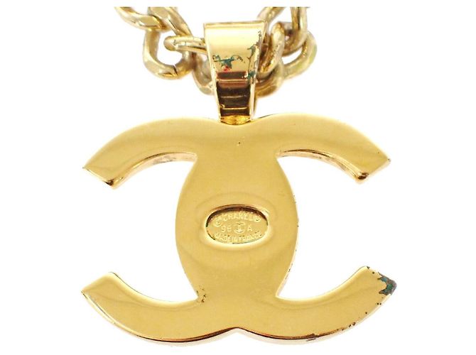 Timeless Logo Chanel CC D'oro - vista 3