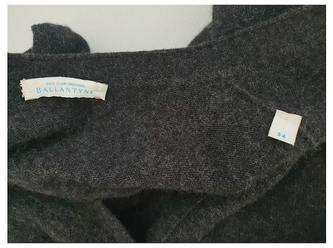 Ballantynes Strickjacke aus Kaschmir mit Perlmuttknöpfen Anthrazitgrau - Ansicht 4